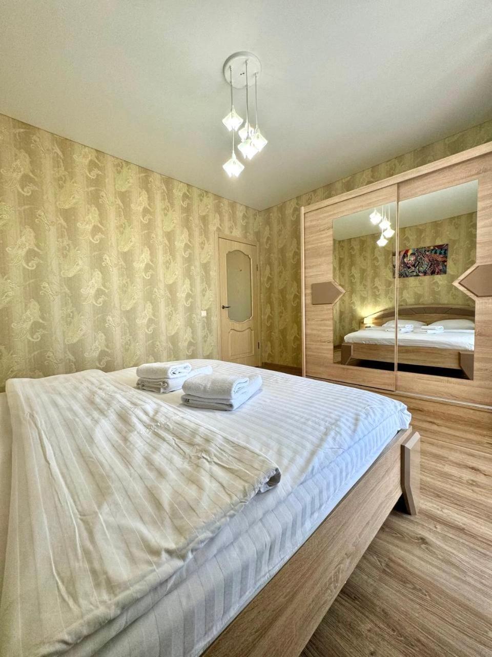 Apartpoltava Новий Будинок, В Самому Центрі 2-Окремі Кімнати, Панорамний Балкон Exteriér fotografie