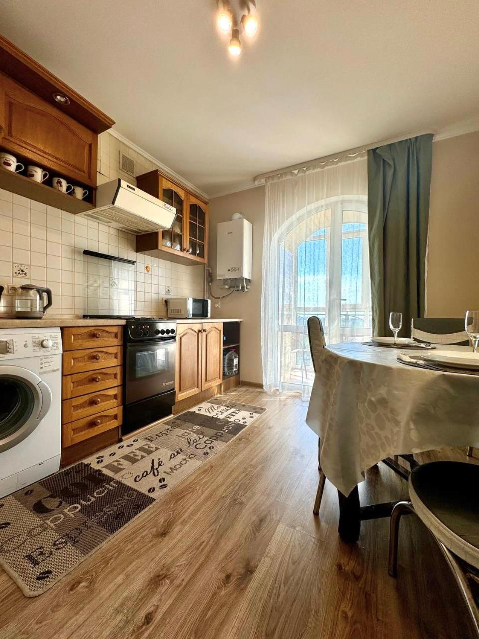 Apartpoltava Новий Будинок, В Самому Центрі 2-Окремі Кімнати, Панорамний Балкон Exteriér fotografie